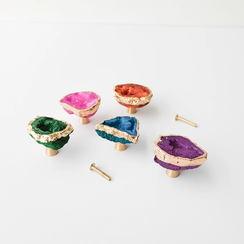 Natural Agate Crystal Geode Knobs Unique Colorful Stone Handle Pulls Thread Brass Small for Door Drawer Bedroom Cabinet