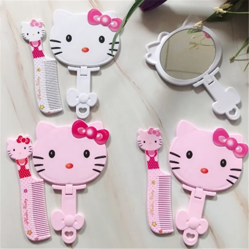 Компактное косметическое зеркало Hello Kitty компактное карманное портативное с расческой для