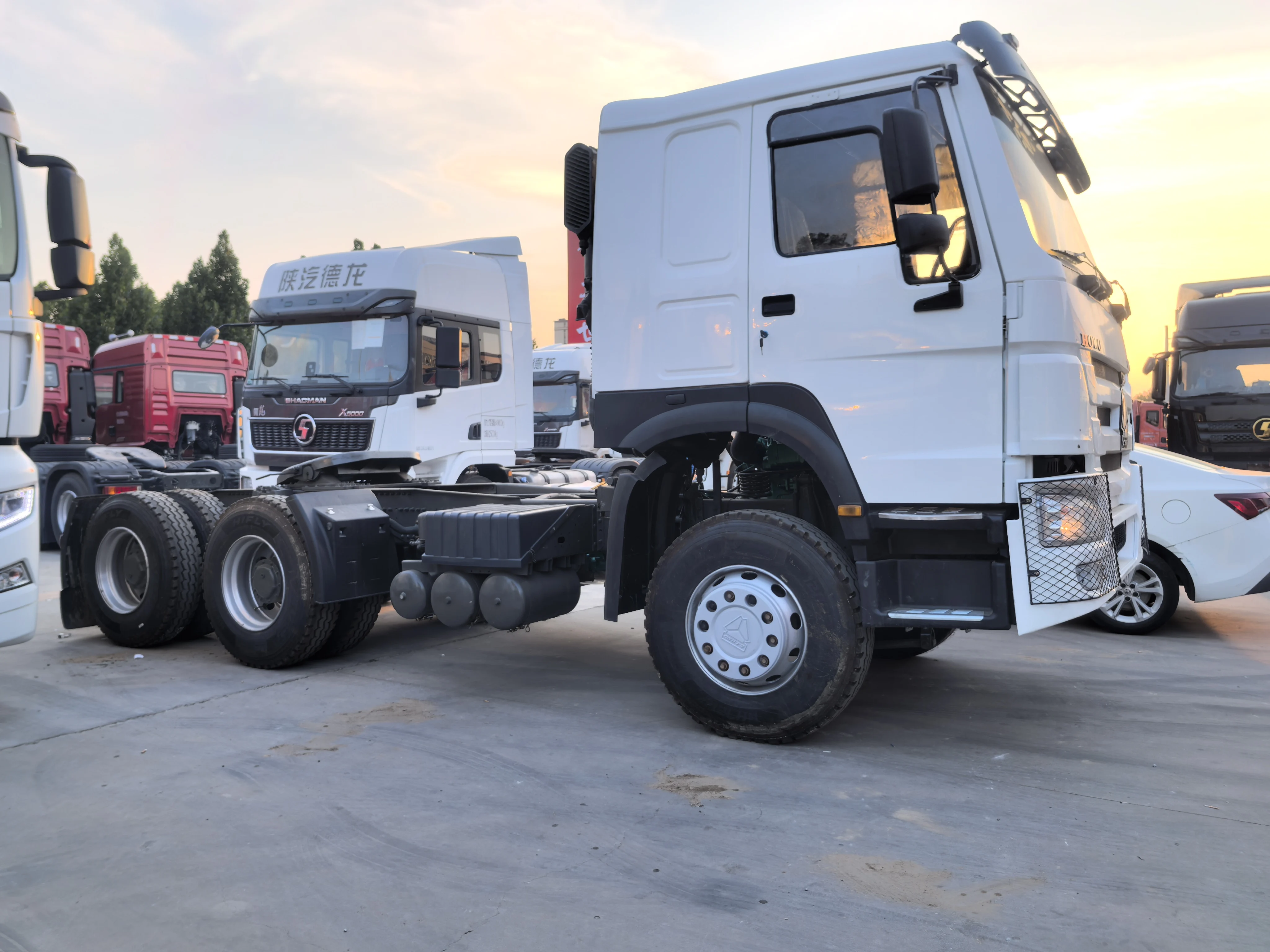 China Used HOWO 400hp 10-Wheel Truck Head 6x4 Howo371 Tractor Trucks for Sale With 10 Tires