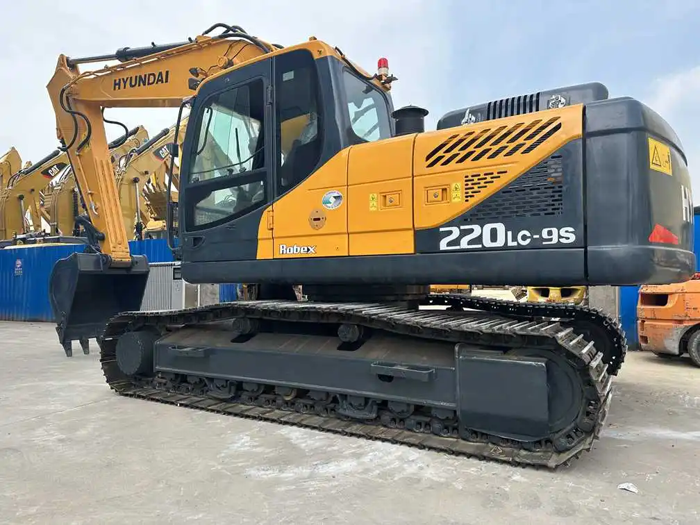 22 Ton HYUNDAI R220LC-9S used excavator and HYUNDAI Robex 220 multifunction used digger for sale