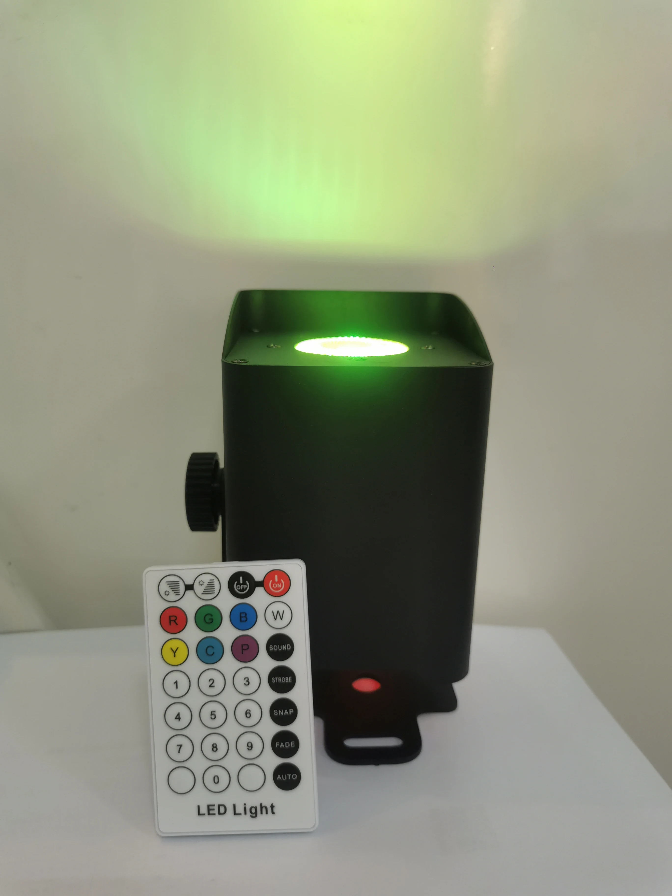 DMX 512 Rechargeable Battery Powered 1pcs 15W RGBWA 5 in1 Wireless DMX Par Can