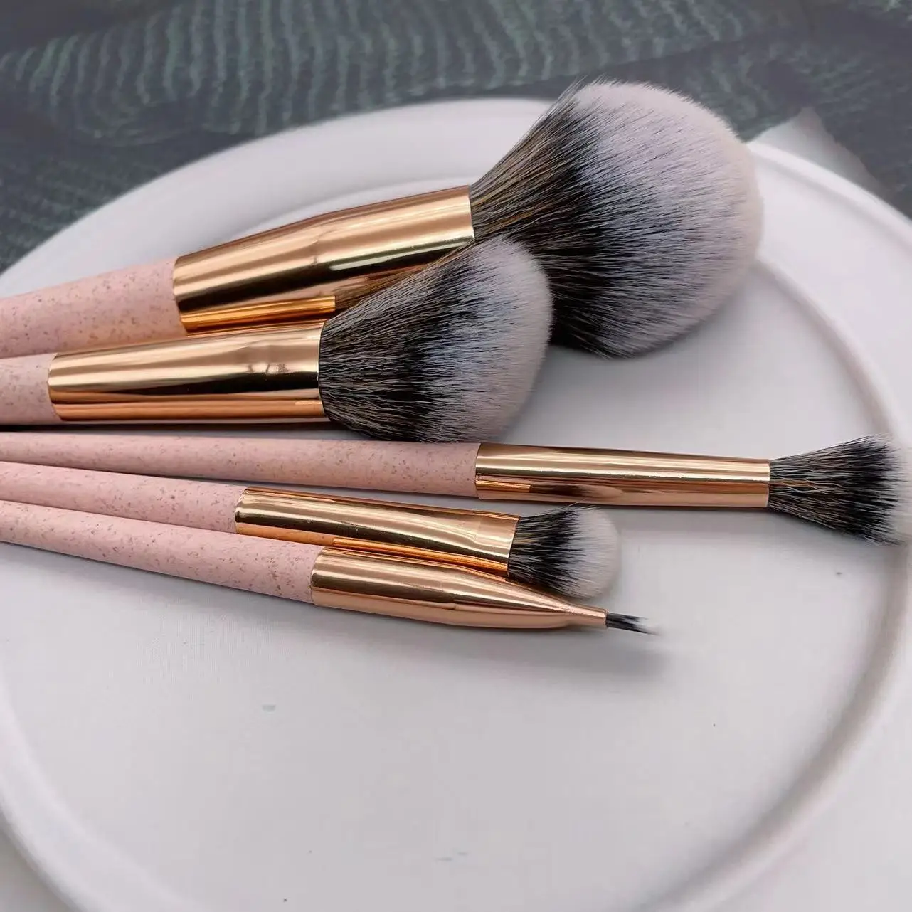 YRX 5Pcs Wheat Straw Biodegradable Eco-Friendly  Beauty Tools Cruelty Free Non-Pollution Custom Makeup Brush