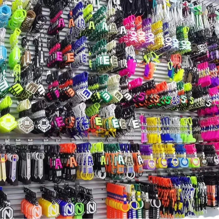 Colorful Zin alloy metal logo tag Keychain Pendant Nameplate Dog Tag luggage tags custom logo