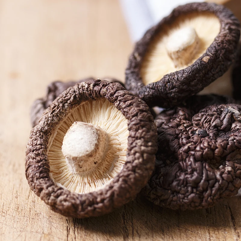 Рыночная цена Юньнань Китай хороший вкусный сухой гриб shiitake