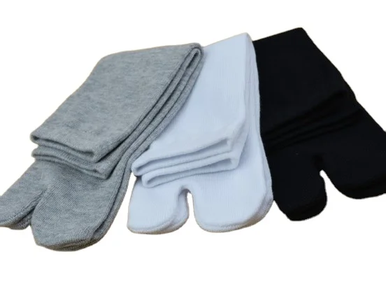 Fashion oem plain finger socks unisex cotton two toe socks custom knitted tube sock wholesale