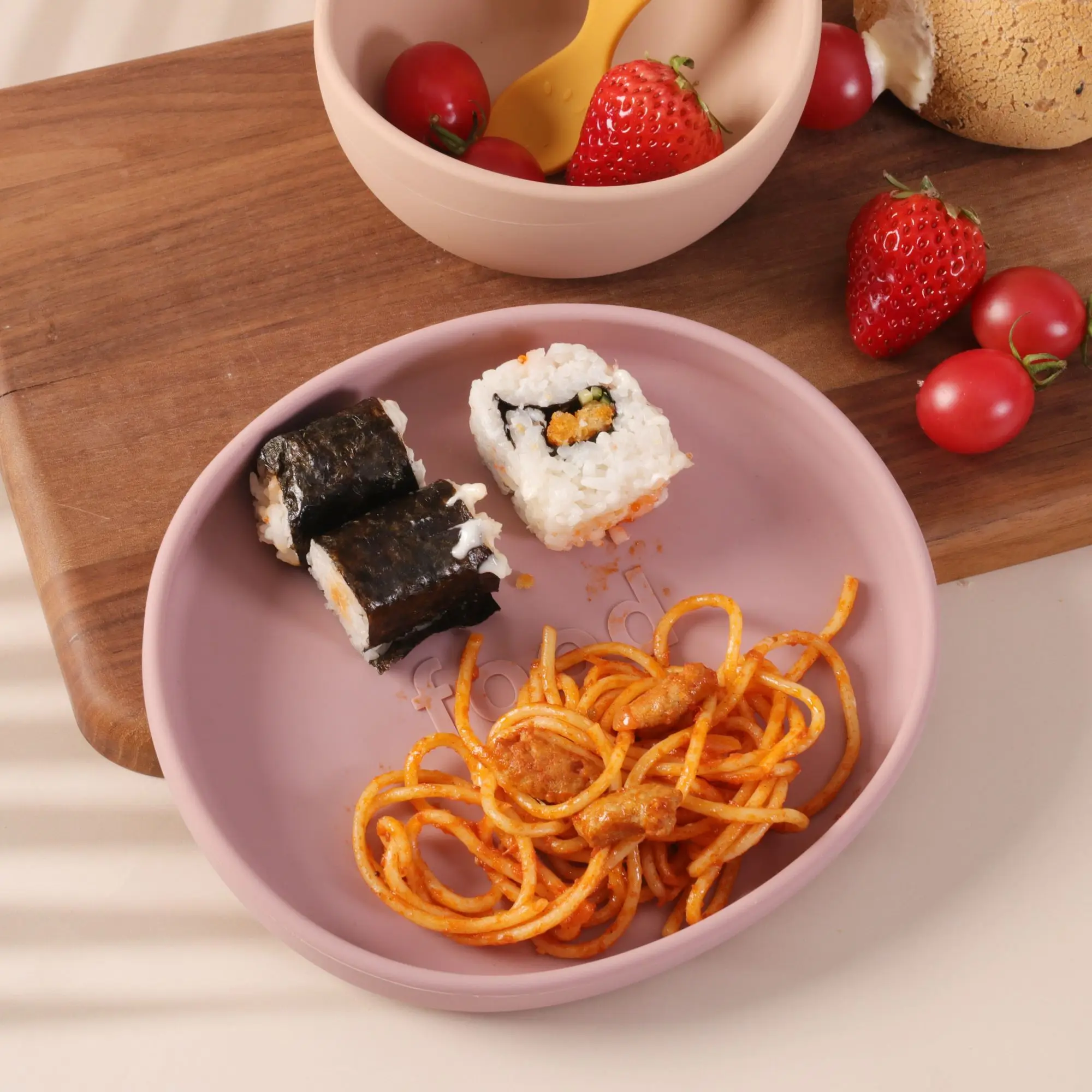 new design Factory supply attractive price baby eating bowl custom silicone baby plate