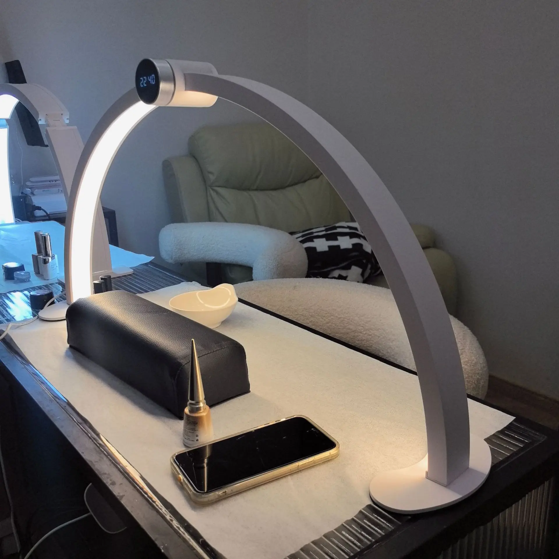 New Design Half-moon Lamp For Nail Table 180 Degree With Display Hand Touch Screen Half Moon Led Light
