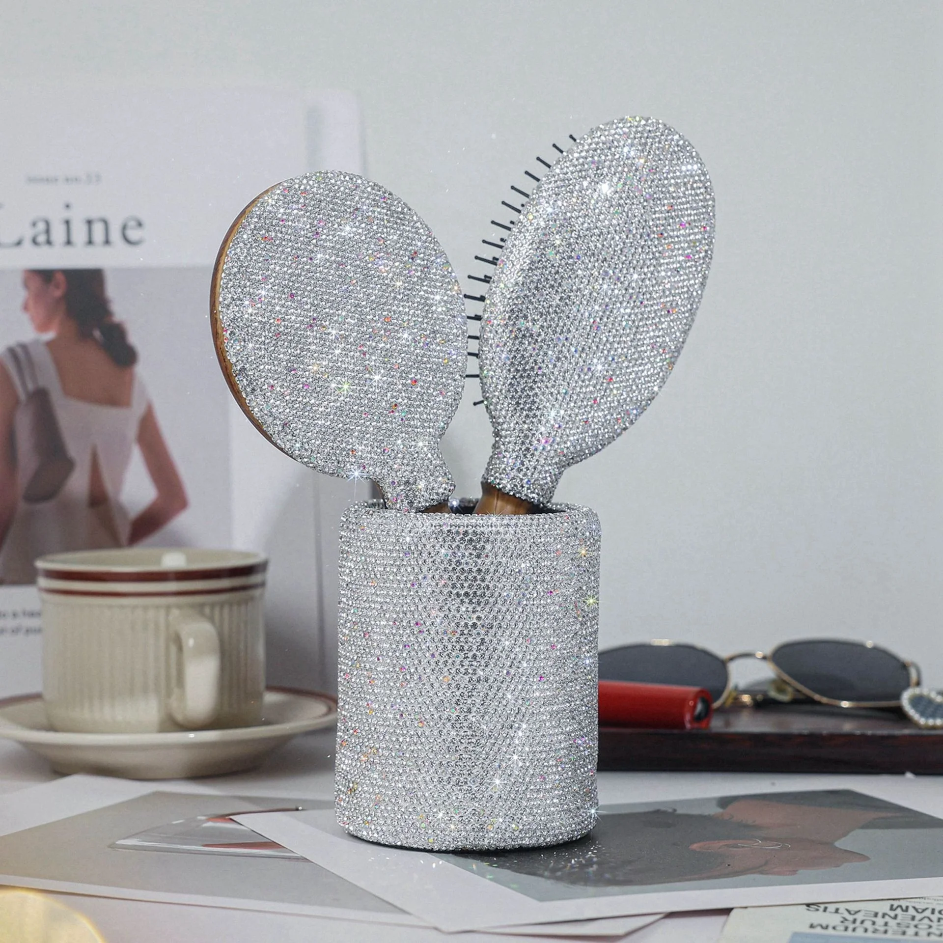 Luxury Diamond Air Cushion Comb Bling Diamond Rhinestone Makeup Handheld Mirror European Makeup Tools Makeup Brush Set Holder