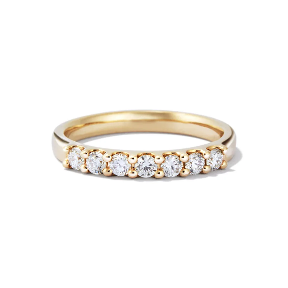 Trendy Moissanite Ring with Diamond Setting, S925 Sterling Silver Plated with Gold, Hot Sale in Europe and America