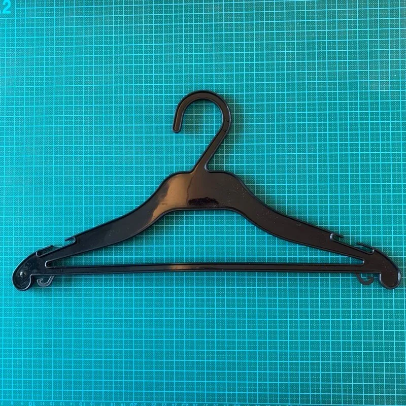 37cm Wholesale Black Custom Cheap Clothes Plastic Hanger Laundry Hanger Clothing Hanger