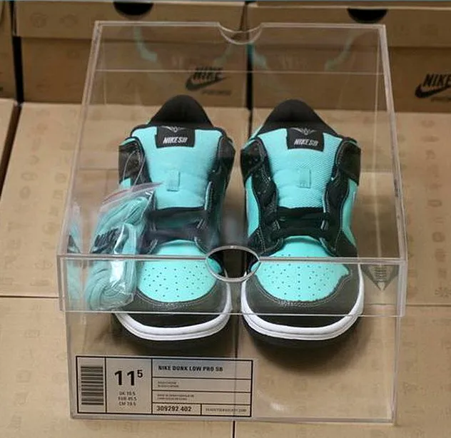 custom acrylic sneaker display