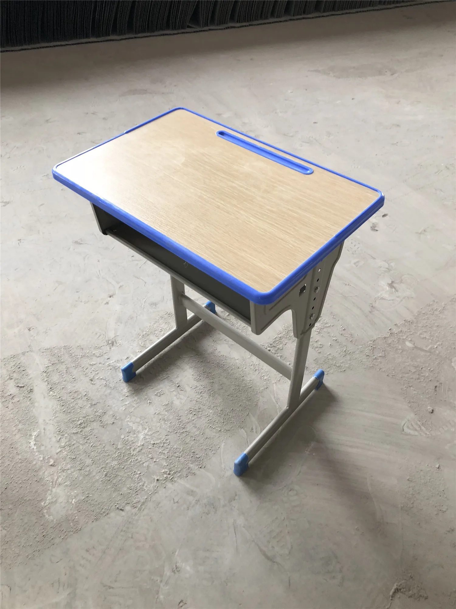 Wooden School Furniture Student Desk and Chair Primary Used Chairs Tables