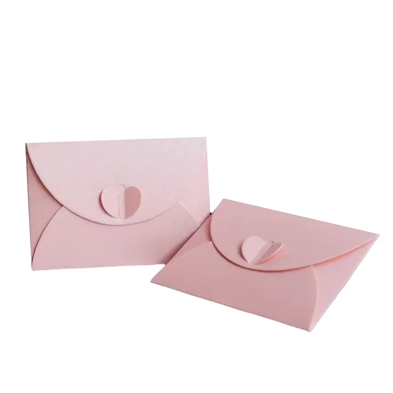 Индивидуальный Розовый Жемчужный бумажный конверт Золотой в форме сердца из фольги мини-конверт для упаковки карт с вашим собственным логотипом