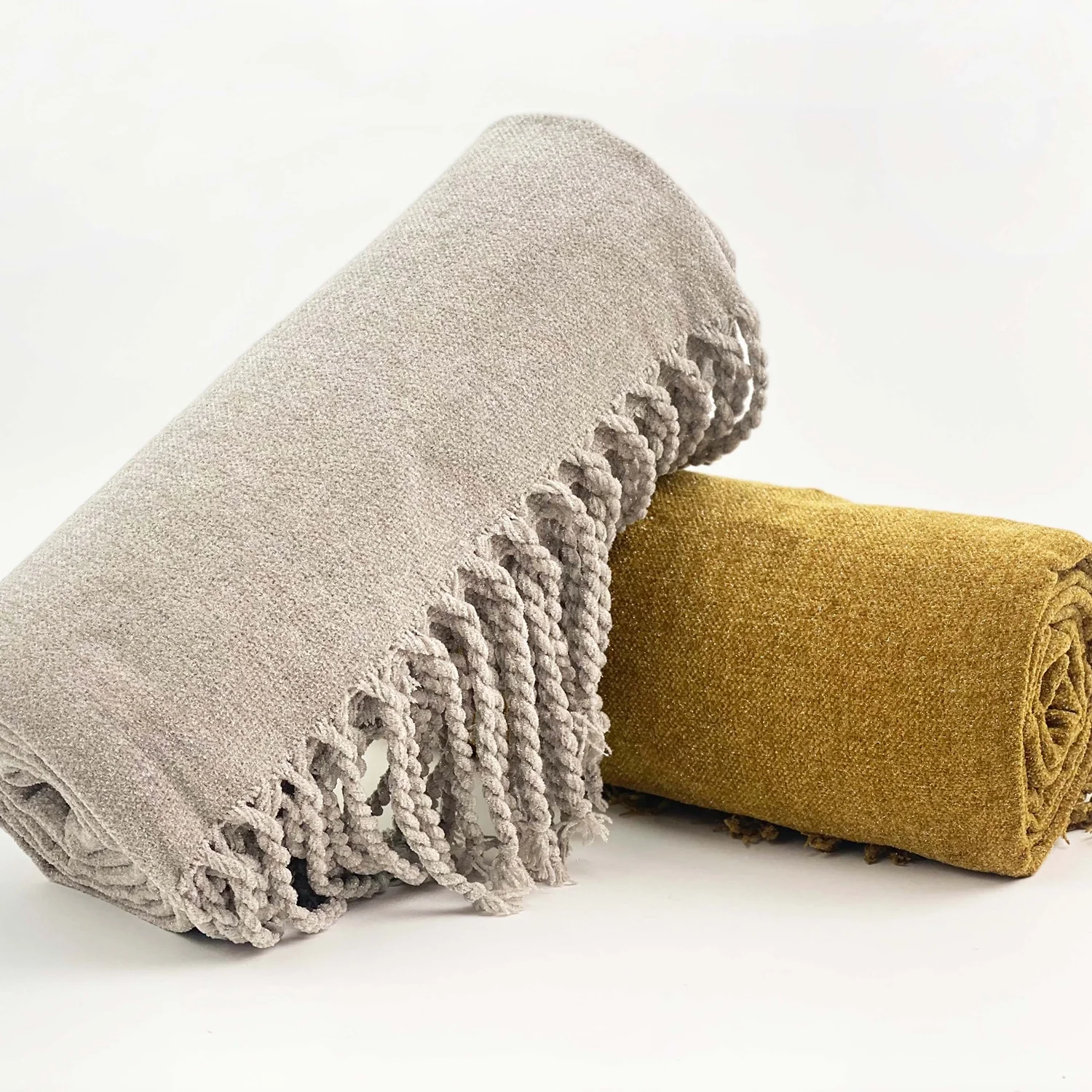 Warm Lightweight Plush Furry Fluffy Cozy Chenille throw blanket for Sofa Couch Camping Bedspread Nap Sleep bed Travel Picnic