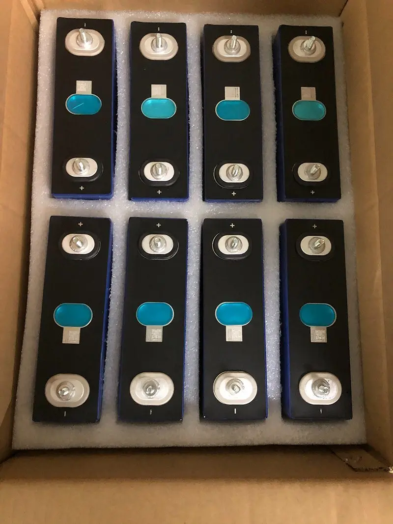 Hot sale Prismatic Phosphate Battery Grade A 3.2v 280ah Lifepo4 Cells Lithium Ion Batteries With Busbar Bolts