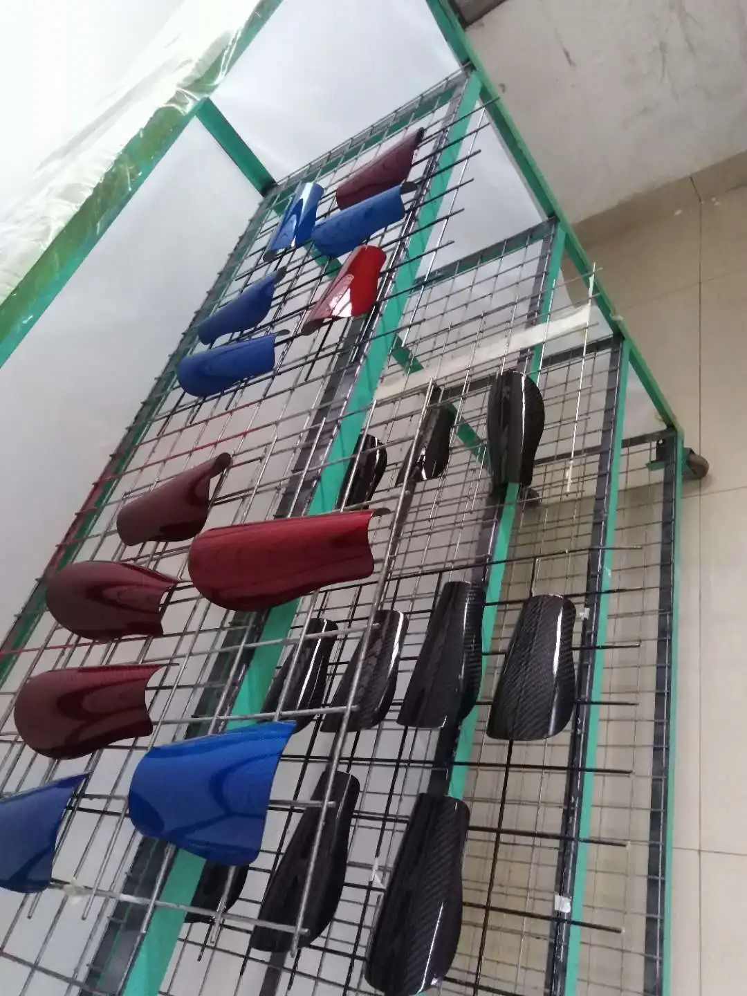 professional custom logo private label unisex sports protection anti-slip safty 3k carbon fiber soccer football shin guard pads