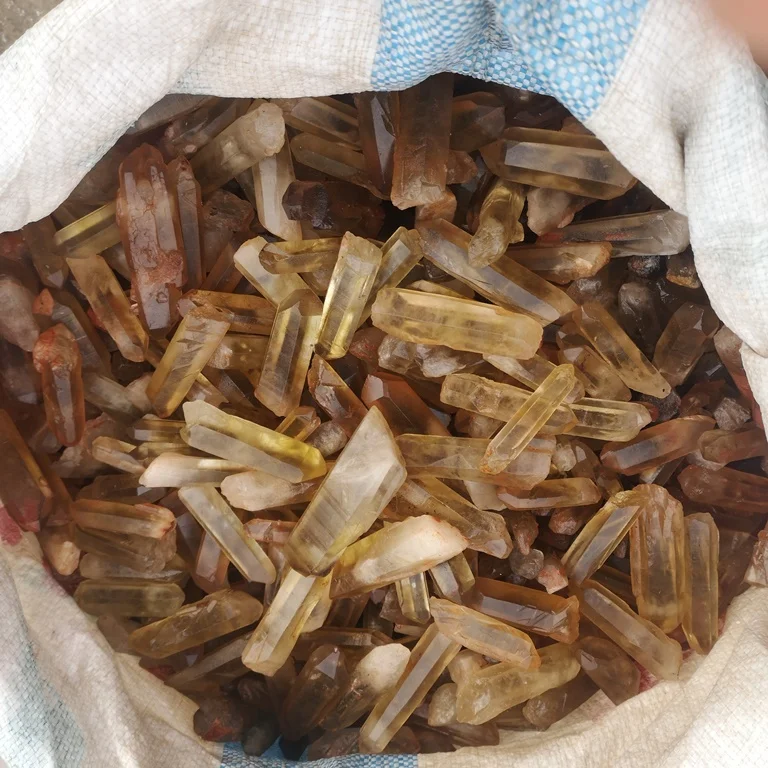 Wholesale Natural Smoky Crystal Quartz Point Raw Rough Citrine Strip Crystal Specimen