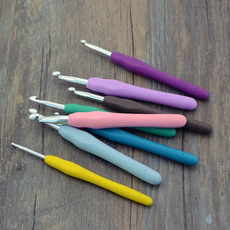 11PCs/set Knitting Needles TPR Soft Rubber Handle Aluminum Crochet Hooks for Knit DIY Craft Loom Tool Weaving Kit Plait