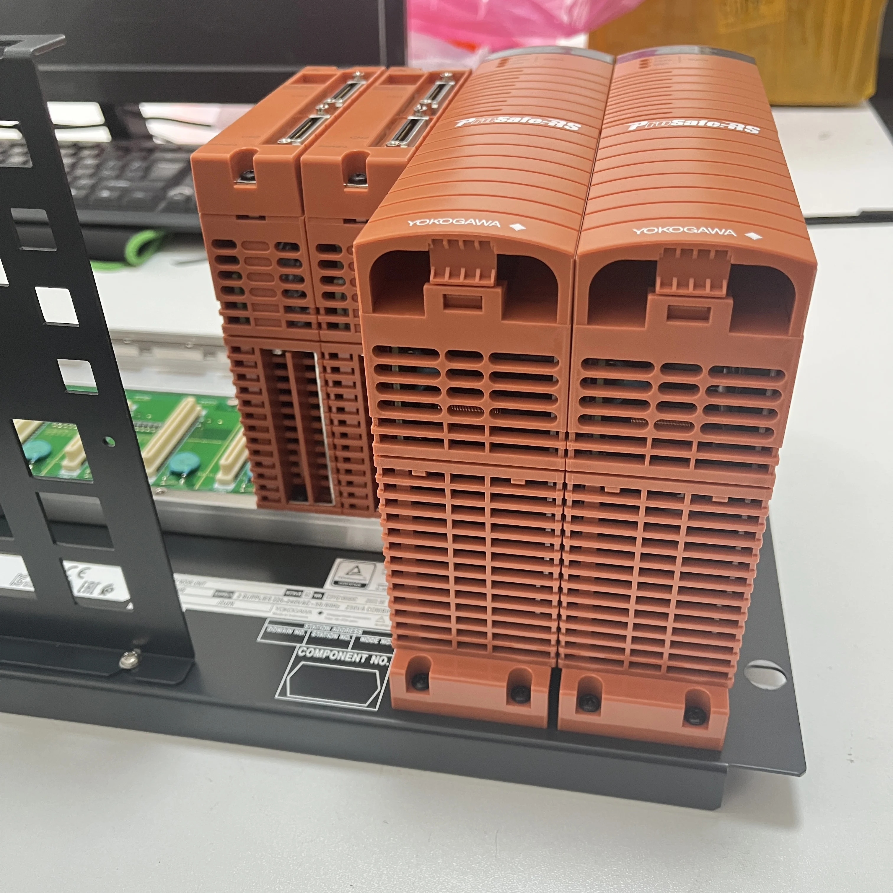 100% original Yokogawa SAFFTY NODE UNIT SNB10D and POWER MODULE SPW482 Spare parts for motor control system