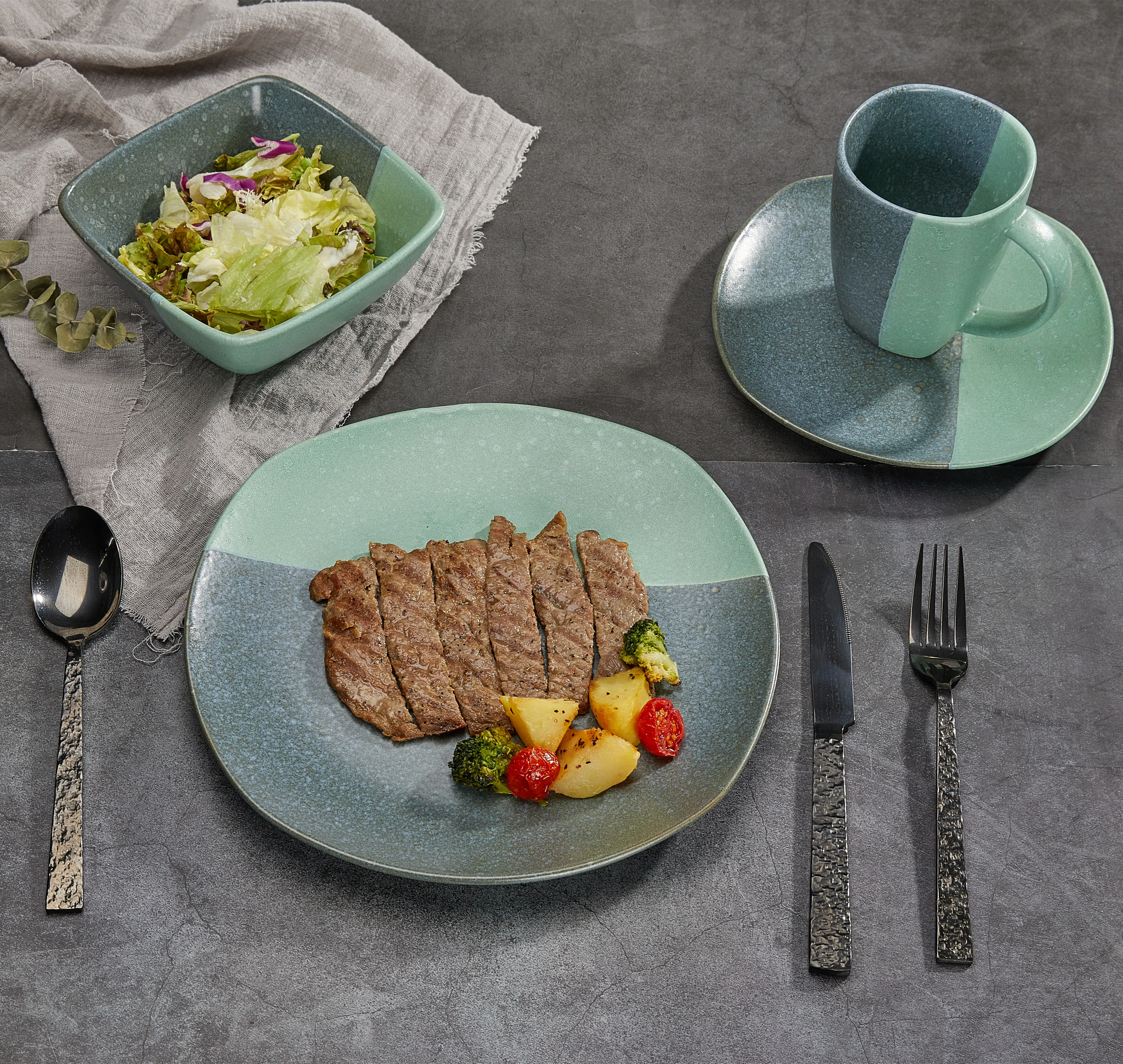 Rustic Stoneware Dinner Sets Matte Square Dinnerware Ceramic Restaurant Green 16pcs Dinner Plates Dessert Plate Set