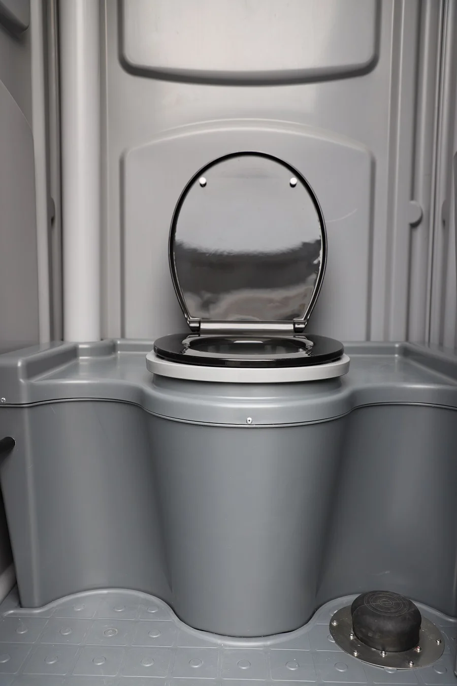 CGCH Best Quality Portable Composting Toilets Mobile Outdoor Event Restroom Toilet Hotels Steel Material Graphic Design Solution