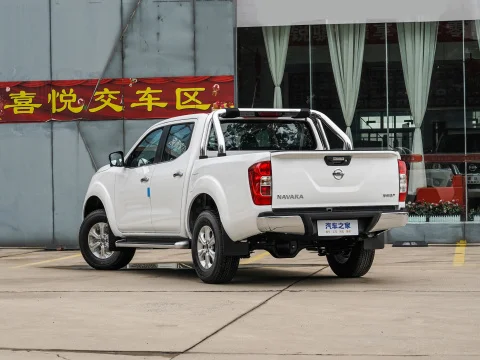 HOT SALE 4x4 Automatic Engine LHD NP300 Navarra Pickup