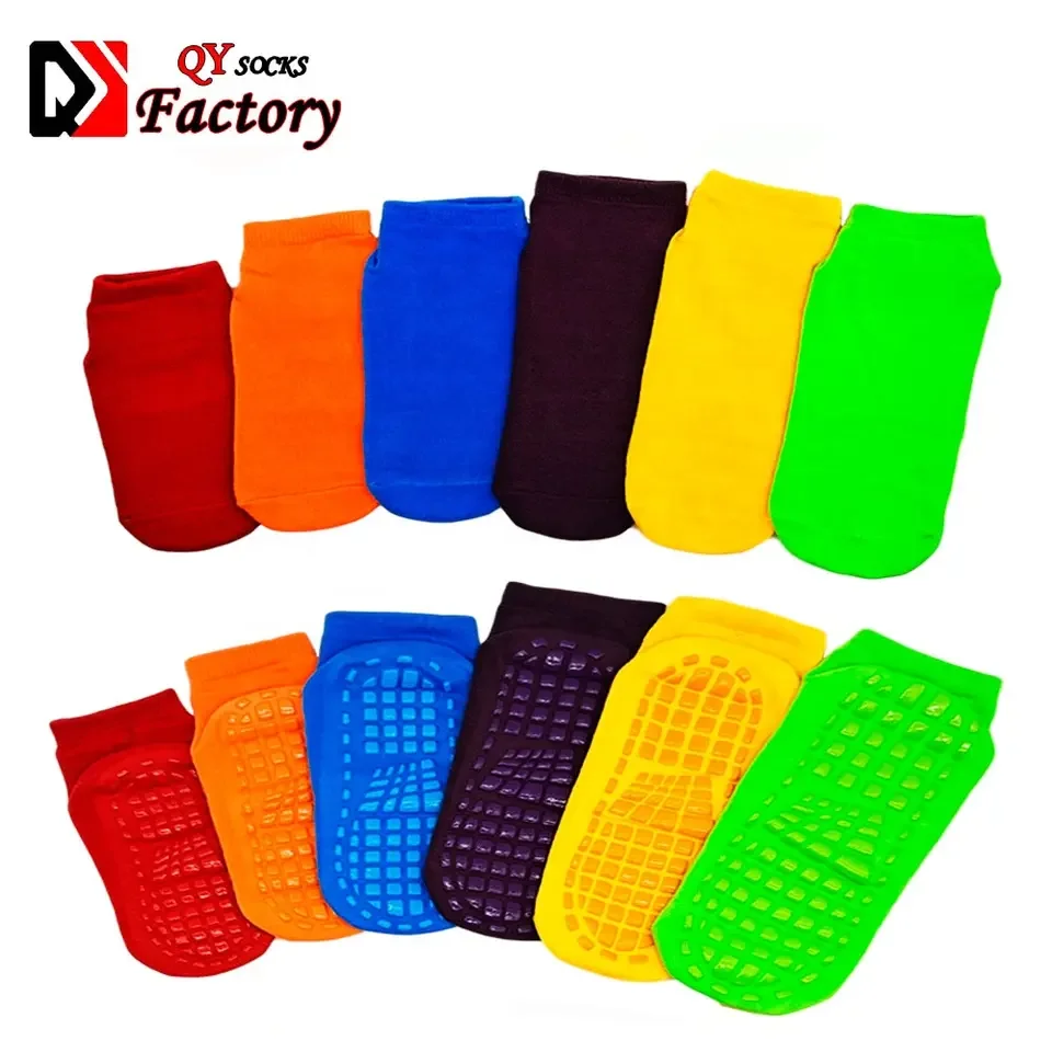 Wholesale Mixed Designs non slip Ankle Socks Custom kids adults Sport anti slip trampoline jump grip sock