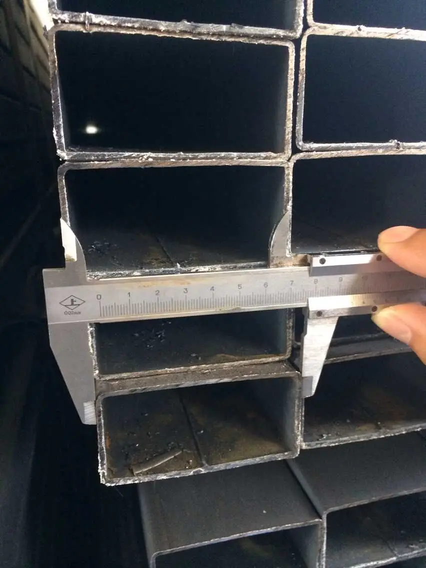 5.5mm 1020 1035 1045 4140 4135 5120 5130 hollow perforated carbon square steel tube and pipes roller 50ml  price per ton