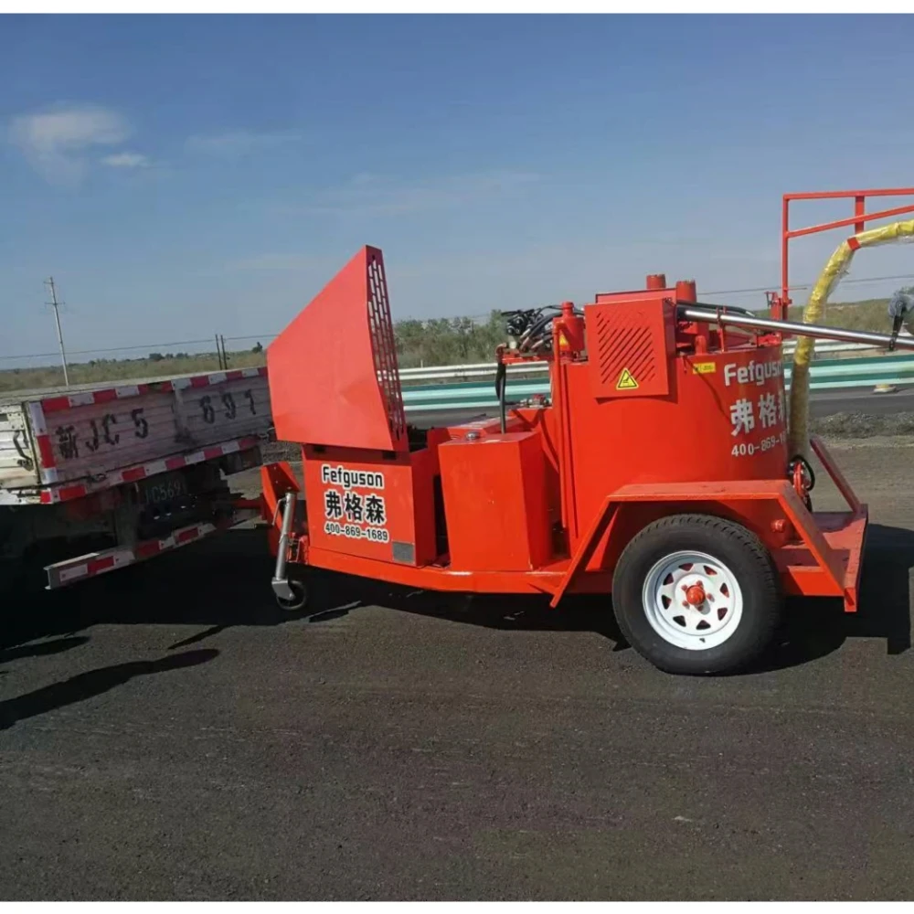 Made in China Factory Road Crack Repair  road pavement concrete asphalt joint sealing machine