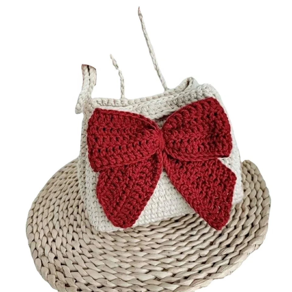 Love knitting bag crochet material bag handmade Braiding bucket diy strawberry bundle mouth package send male and female friends