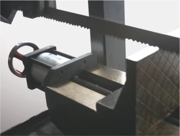 Chenlong Gz-4240 Double Column Fully Automatic Metal Cutting Band Saw Machine Price