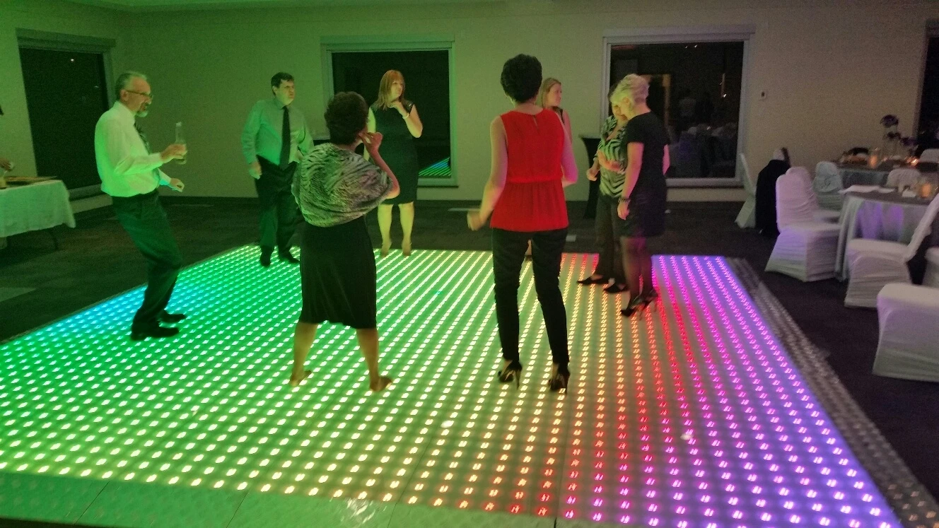 Hot Selling Patent 60*60 cm LED Digital Dance Floor Colorful Event Party Decoration for Wedding Stage White Glass Body Cover