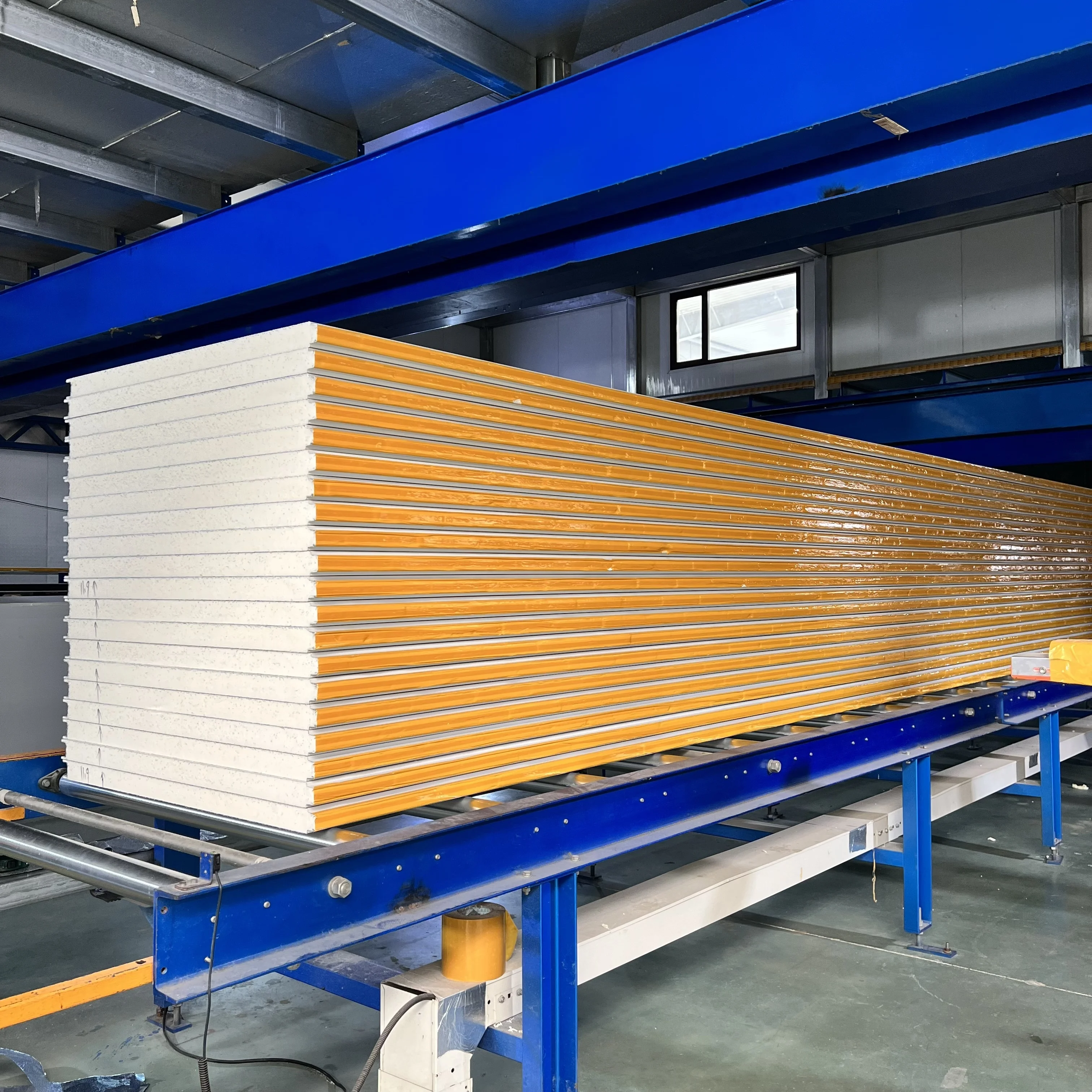 low price 30 40 50 80 100mm Polyurethane  PIR/PUR/PU  Foam wall prefab homes sip  sandwich Panels