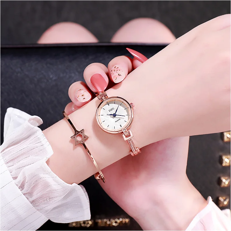 2019 Women Metal Wristwatch Bracelet Quartz watch  Ladies Watches Clock Female Fashion Watches