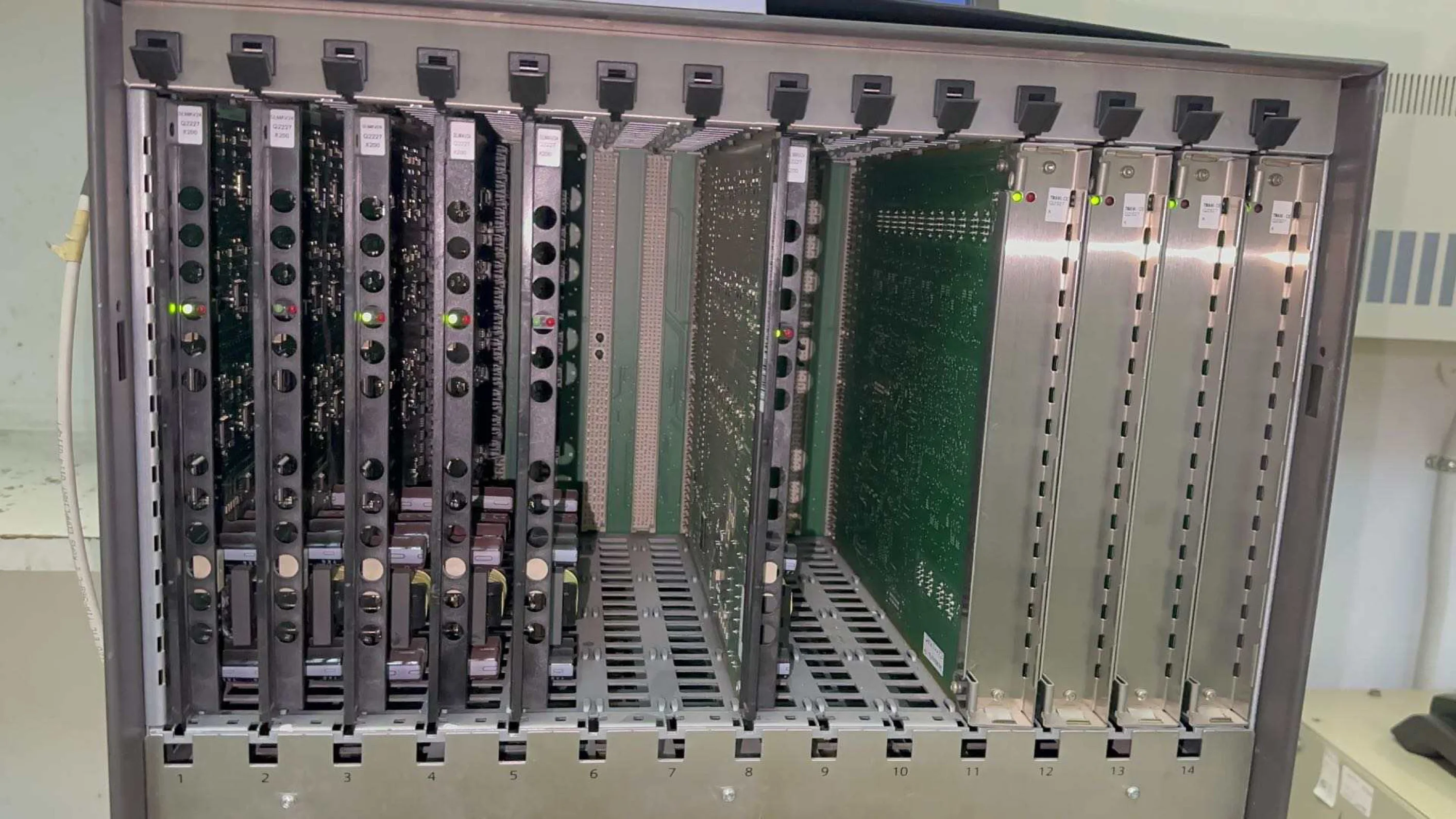 S30810 Q2305 Hipath 3800 4000 плата Q2258 Q2166X