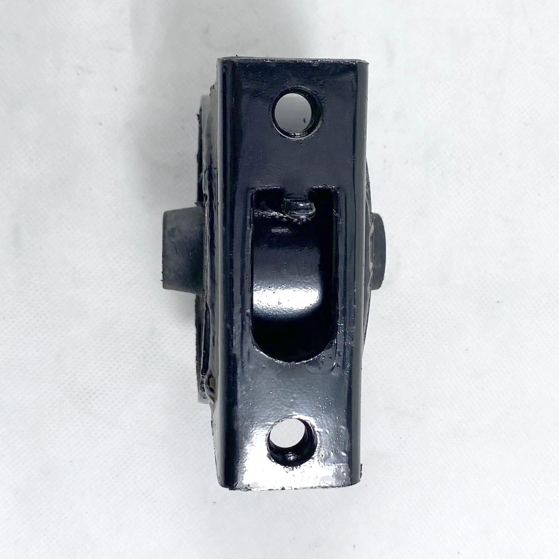 MN184355 MN101386 05085081AB 05085081AA Engine Mount Front For MITSUBISHI