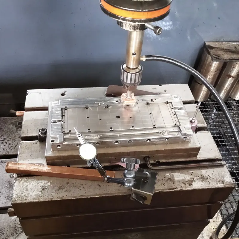 Cheap plastic bucket injection mold manufacturer