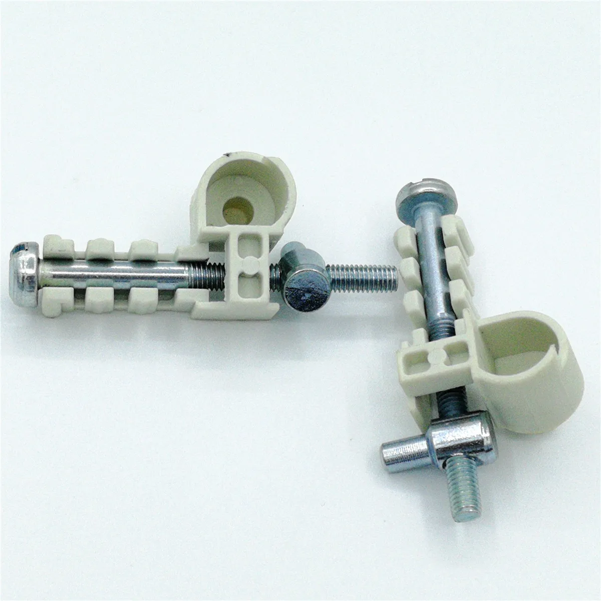 2 Pieces Chain Tensioner Adjuster Screw For Stihl Chainsaw 017 018 MS170 MS180 MS 170 180 Replacement NO. 1120 664 1500 / 1123 664 1605