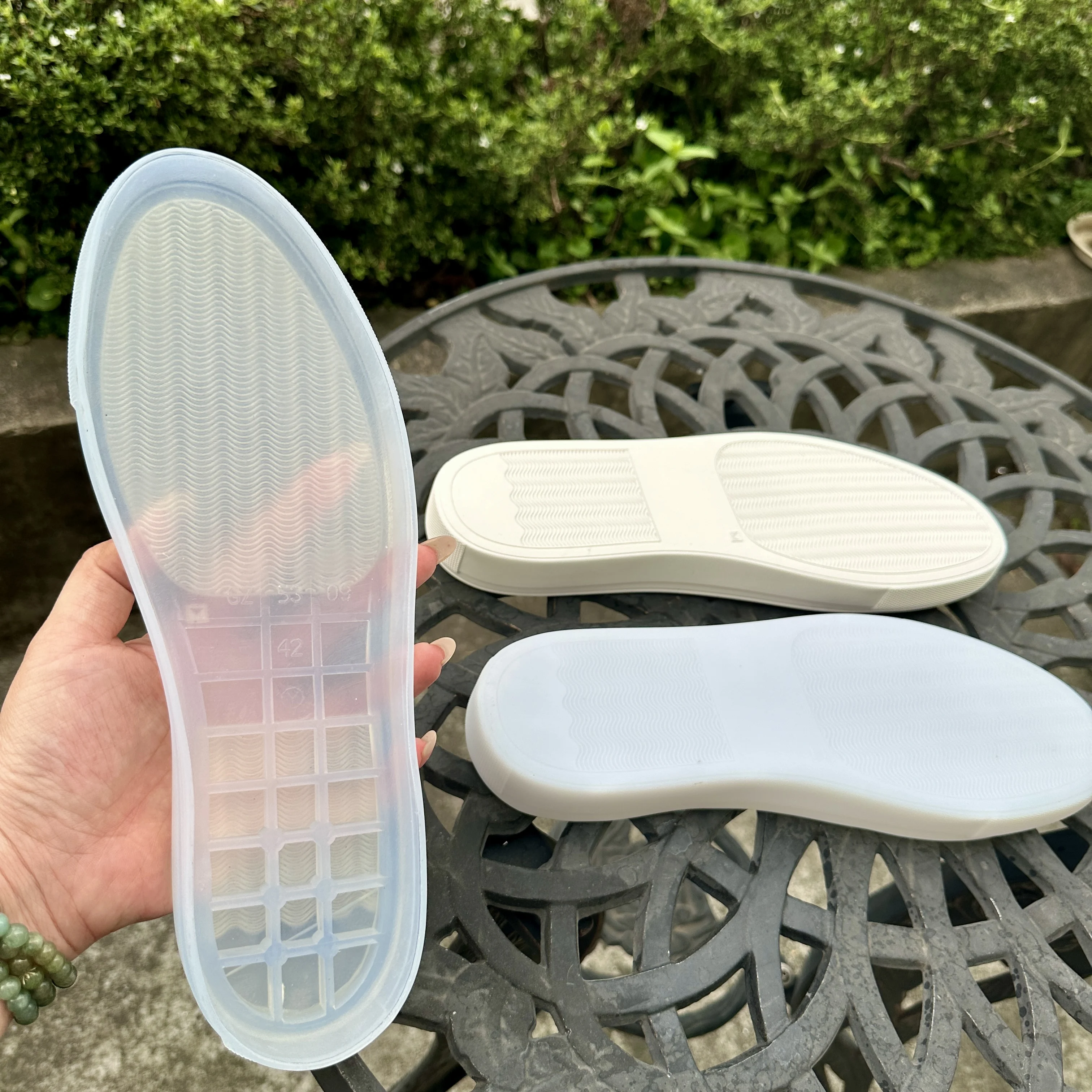 Factory Make Price Sneaker Rubber Sole Transparent Design Soles Soft and Comfortable Casual Board Shoes Outsole Flat Shoes Soles