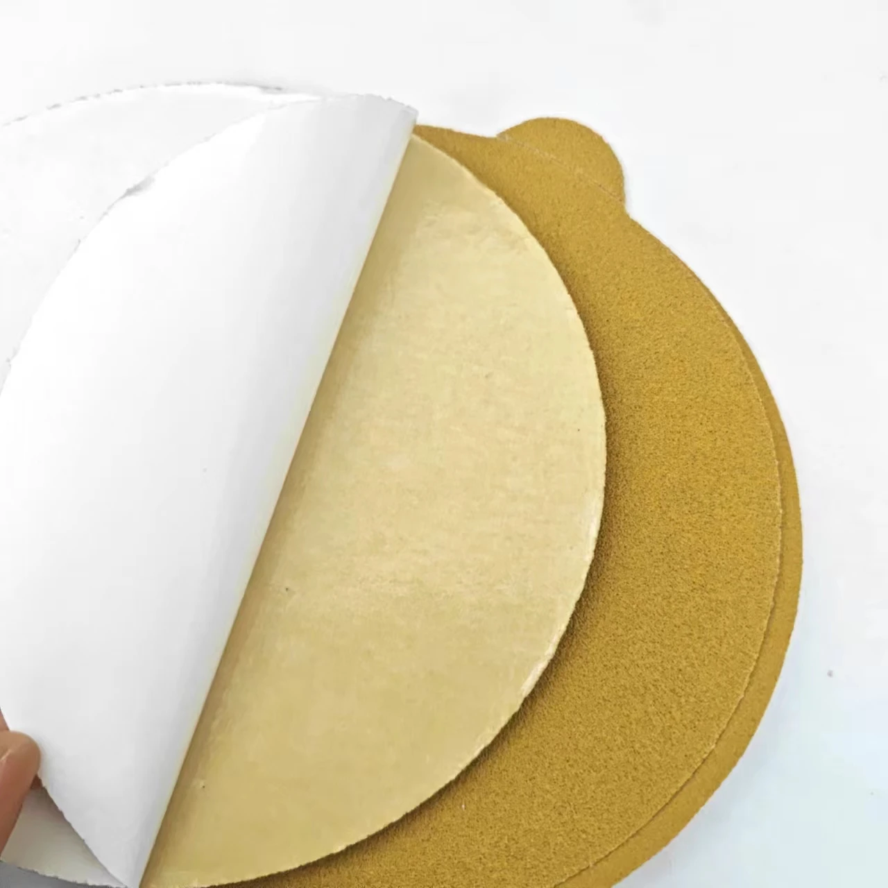 Gold Yellow Abrasive Sandpaper 2-9 Inch Hook and Loop Sand Paper OEM and ODM Supported for Car Paint Removal