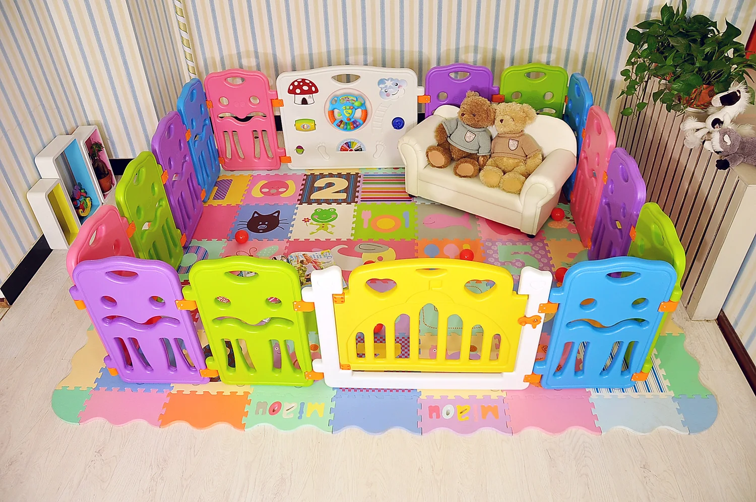 MH28 Baby Playpen  8 Panels Plastic Safety Game Baby Barrier Baby Fence Indoor playground  EN12227