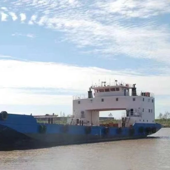 Sale of used 1000-ton deck barge  in 2021