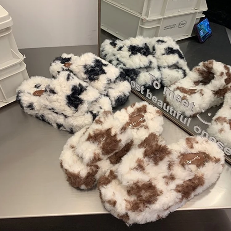 Cute cow fuzzy Slippers Animal Print Cute Pig Shark Cow Fur Slides warm Slippers Cow face heart plush slippers