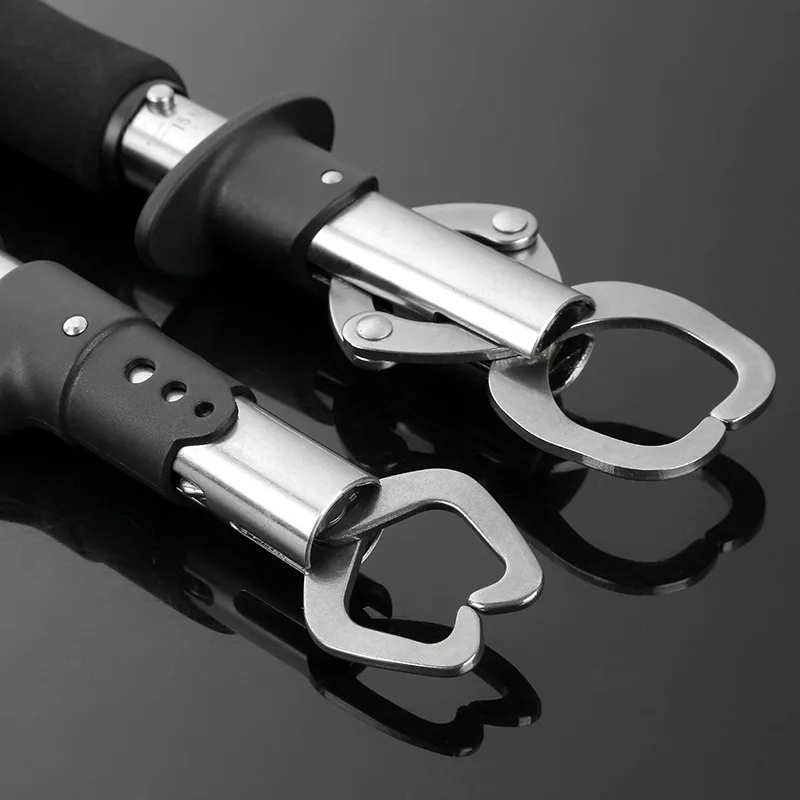 Fish Lip Gripper with Digital Scale Water-Resistant Lip Grip with Tape Measure Stainless Steel Fish Grabber with Weight Scale