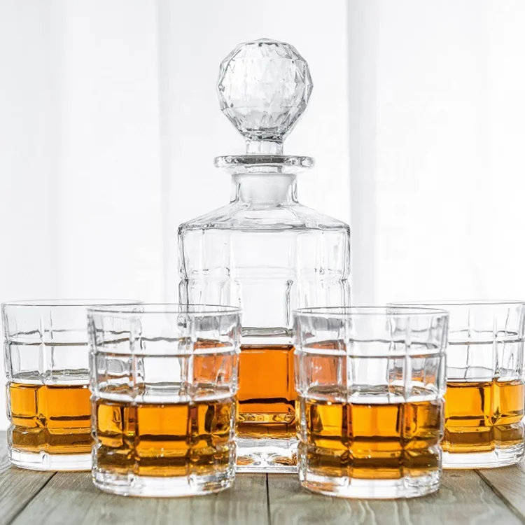 Factory Lead Free Square Glass Whiskey Decanter Set Glass Bottles