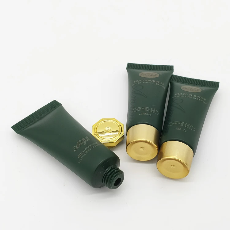 Plastic cosmetic tube with 45mm diameter for 120ml with flip-top cap