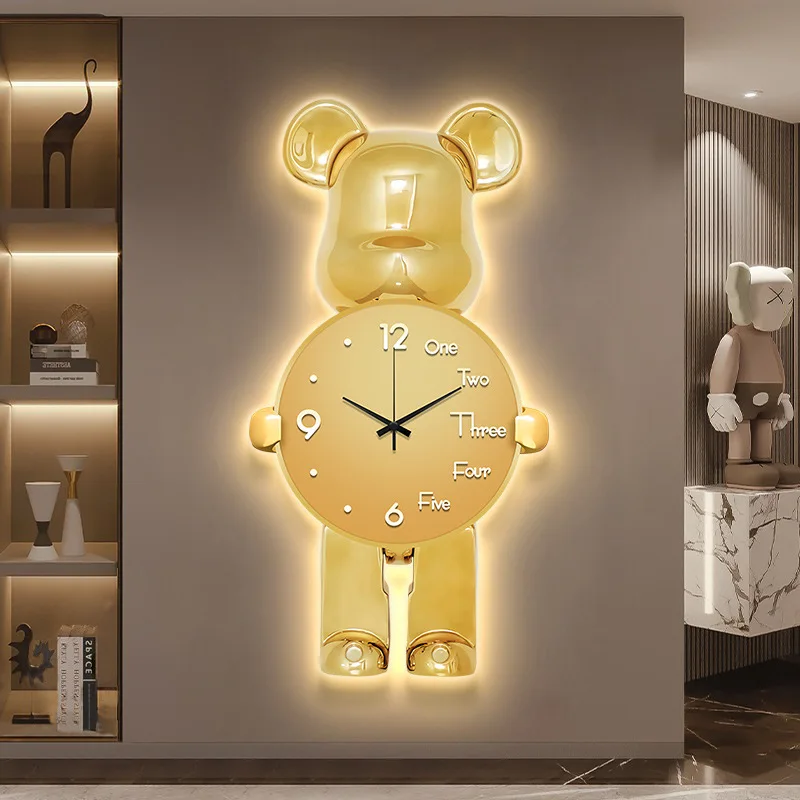 Hot Sales Modern Fashion Entrance Living Room Silent Clock Light Luxury Wall Art Creative Iron Animal Violent Bear Wall Clock