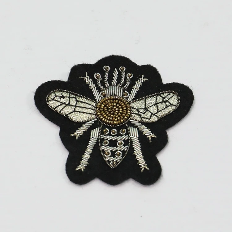 
DIY clothing bag accessories handmade crystal beaded bee sequined Indian silk embroidered patch brooch 