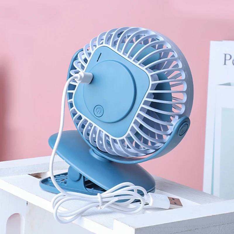 Wholesale 360 degree rotatable high quality battery power desktop fan portable 3 speeds strong wind small fan