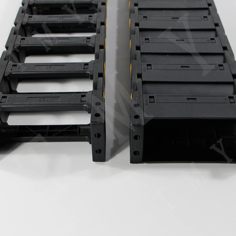 Dongguan Cable Drag Plastic Conveyor Chain